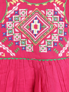 Embroidery Dress With Smart Hand Bag